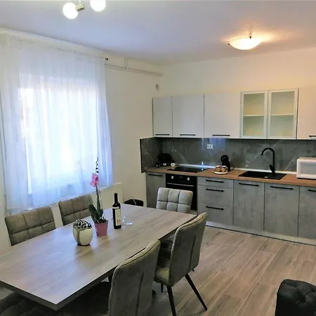 Ivica Apartamento